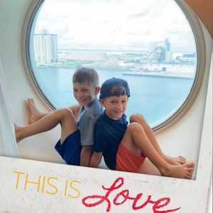 Meet your Posher, Carlie